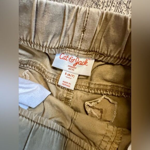 Cat & Jack Boys Khaki Pants Size 6/7 Straight Fit School Play Casual - Picture 4 of 6
